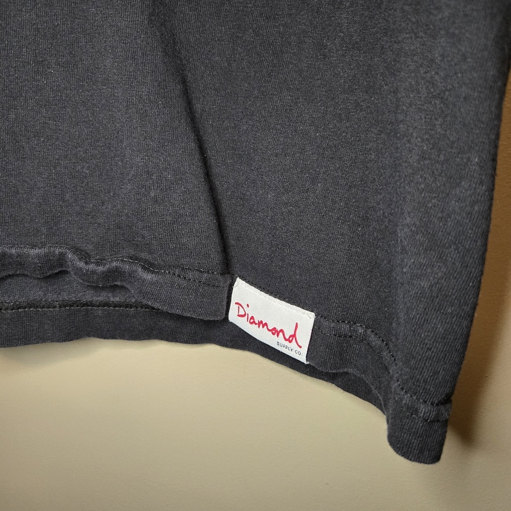 Diamond Supply Men’s Cropped Fit Black T-shirt Made In USA Logo Size Medium - Picture 5 of 12